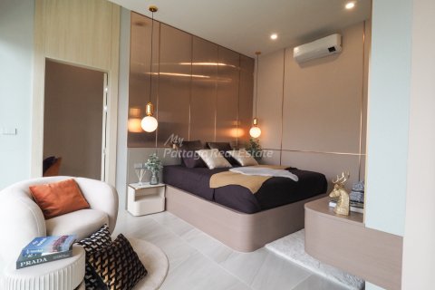 House in Pattaya, Thailand 4 bedrooms № 105062 - photo 17