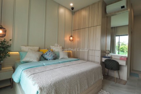 House in Pattaya, Thailand 4 bedrooms № 105062 - photo 22
