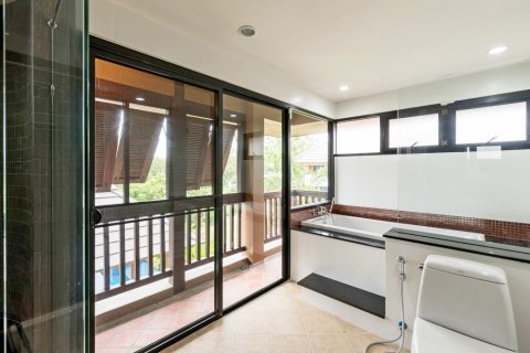 House in Pattaya, Thailand 4 bedrooms № 8616 - photo 22