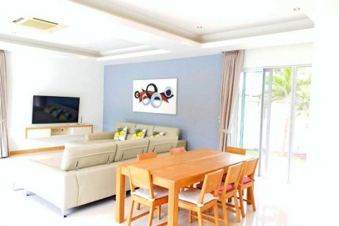 Дом в Паттайе, Таиланд с 3 спальнями  № 130654 - фото 13