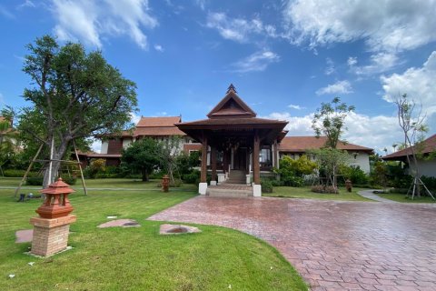 Дом в Чиангмае, Таиланд с 4 спальнями  № 126507 - фото 2