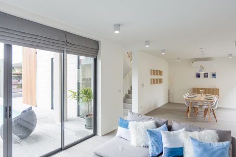 Villa à Chiang Mai, Thaïlande 4 chambres № 126506 - photo 11