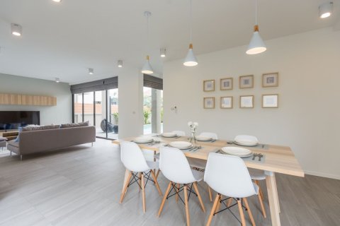 Villa à Chiang Mai, Thaïlande 4 chambres № 126506 - photo 9