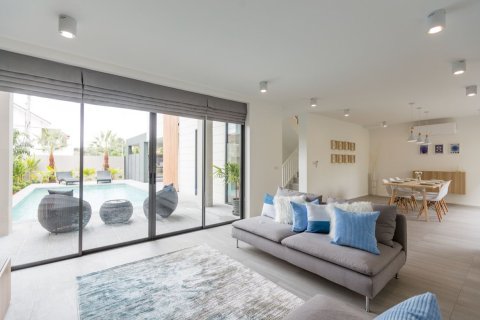 Villa à Chiang Mai, Thaïlande 4 chambres № 126506 - photo 6