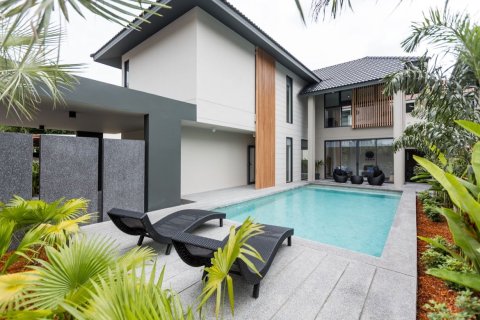 Villa in Chiang Mai, Thailand 4 bedrooms № 126506