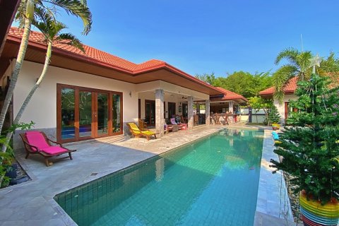 Maison à Hua Hin, Thaïlande 5 chambres № 125147 - photo 4