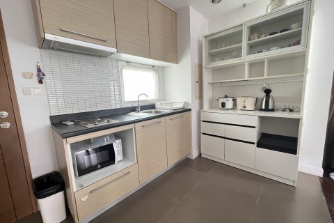 Condo in Hua Hin, Thailand, 2 bedrooms № 125145 - photo 8