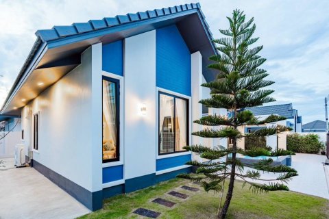 Villa in Cha-am, Thailand 3 bedrooms № 86319 - photo 2