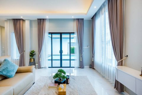 Villa in Cha-am, Thailand 3 bedrooms № 86319 - photo 5