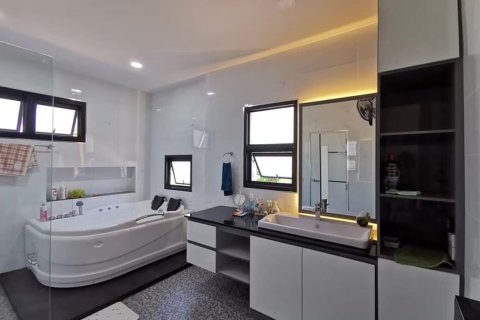 Maison à Chiang Mai, Thaïlande 2 chambres № 75874 - photo 5