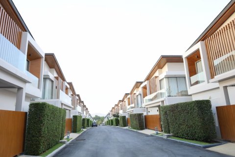 Вилла в Банг Тао, Таиланд с 4 комнатами  № 70405 - фото 2