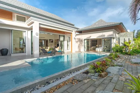 Villa in Phuket, Thailand 3 bedrooms № 122974 - photo 12