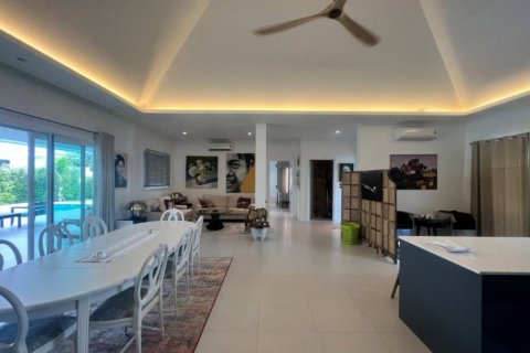 Villa in Hua Hin, Thailand 3 bedrooms № 121138 - photo 6
