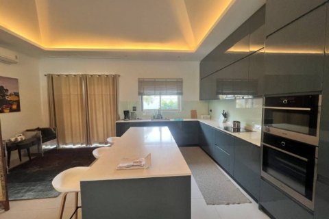 Villa in Hua Hin, Thailand 3 bedrooms № 121138 - photo 9