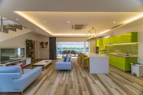 Вилла в Самуи, Таиланд с 5 спальнями  № 121133 - фото 2