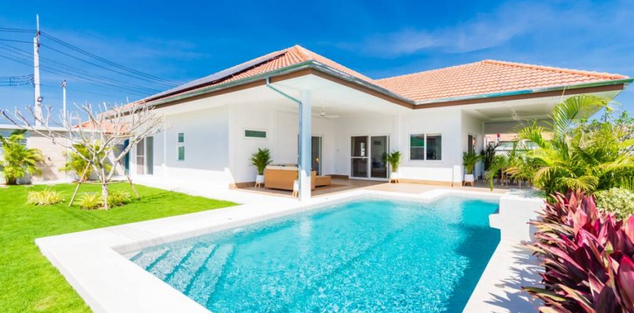 Villa in Hua Hin, Thailand 3 bedrooms № 125956
