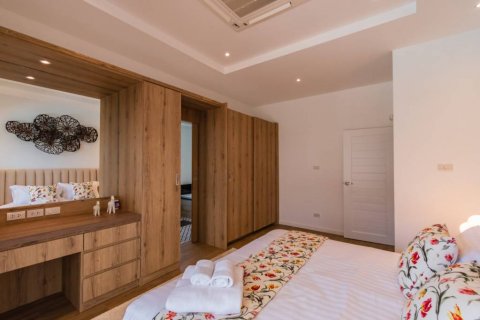 Villa in Hua Hin, Thailand 3 bedrooms № 125956 - photo 10