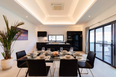 Villa in Hua Hin, Thailand 3 bedrooms № 125954 - photo 9