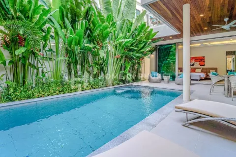 House in Rawai, Thailand 3 bedrooms № 131108 - photo 2