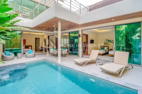 House in Rawai, Thailand 3 bedrooms № 131108 - photo 1