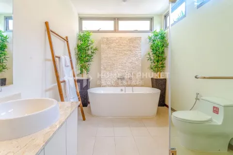 House in Rawai, Thailand 3 bedrooms № 131108 - photo 11