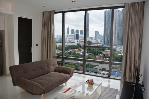 Studio dans le Condo à Sathon, Bangkok, Thaïlande  № 142269 - photo 4