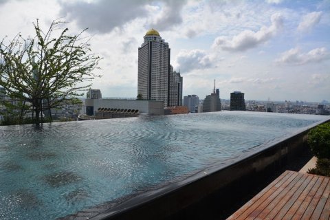 Studio dans le Condo à Sathon, Bangkok, Thaïlande  № 142269 - photo 15