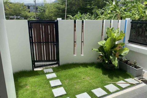 Villa in Kathu, Thailand 4 bedrooms № 142275 - photo 8