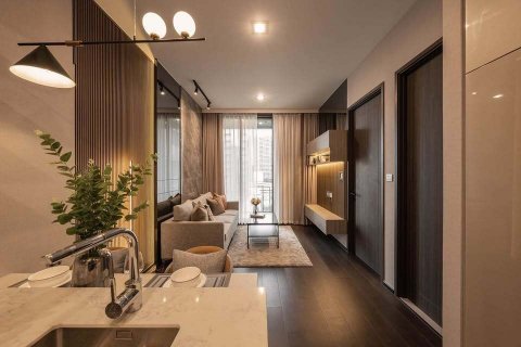 Студия в кондо в Ваттхане, Бангкок, Таиланд № 142272 - фото 1