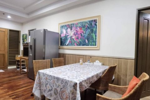 Кондоминиум с 2 спальнями в Кхлонг Сане, Бангкок, Таиланд № 132777 - фото 3