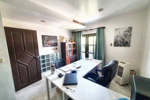 Townhouse in Bangkok, Thailand 4 bedrooms № 101642 - photo 10