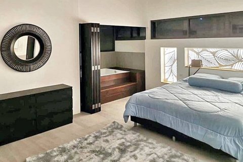 Вилла в Раваи, Таиланд с 4 спальнями  № 86550 - фото 7