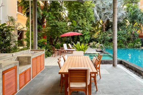 Кондоминиум с 3 спальнями в Хуа Хине, Таиланд № 132699 - фото 4