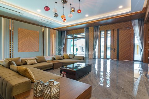 Дом в Паттайе, Таиланд с 6 спальнями  № 78856 - фото 6