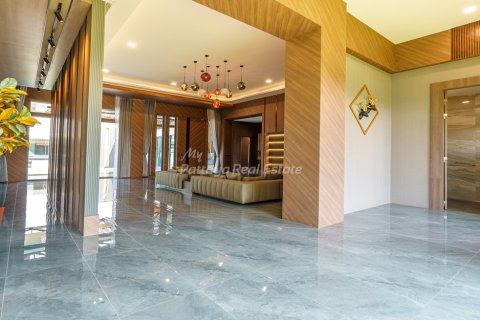 Дом в Паттайе, Таиланд с 6 спальнями  № 78856 - фото 4