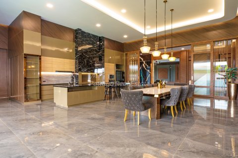 Дом в Паттайе, Таиланд с 6 спальнями  № 78856 - фото 15