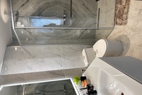 Apartment in Pattaya, Thailand 2 rooms № 130399 - photo 9