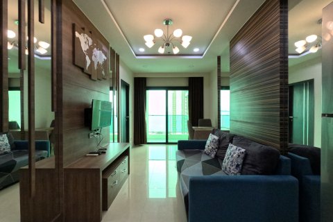 Apartment in Pattaya, Thailand 384 bedrooms № 130395 - photo 8
