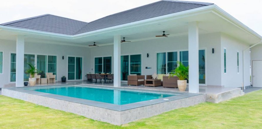 Villa à Hua Hin, Thaïlande 3 chambres № 86608