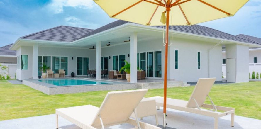 Вилла в Хуа Хине, Таиланд с 3 спальнями  № 86603