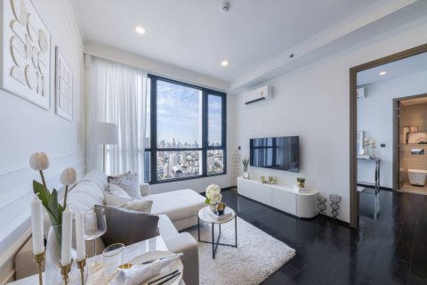 Condo in Bangkok, Thailand, 1 bedroom  № 132665 - photo 1
