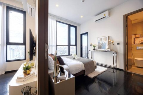 Condo in Bangkok, Thailand, 1 bedroom  № 132665 - photo 4
