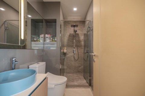 Condo in Bangkok, Thailand, 2 bedrooms  № 143066 - photo 9