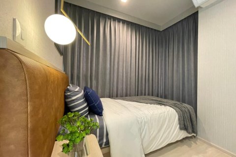 Condo in Bangkok, Thailand, 2 bedrooms  № 143251 - photo 5