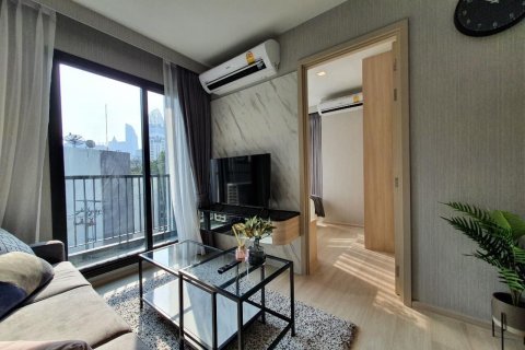 Condo in Bangkok, Thailand, 2 bedrooms  № 143251 - photo 12