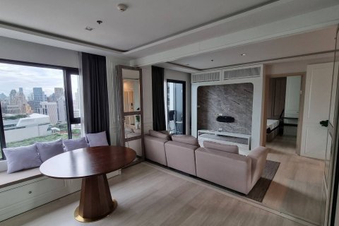 Condo in Bangkok, Thailand, 2 bedrooms  № 143249 - photo 2