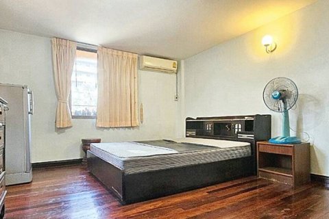 Commercial property in Pattaya, Thailand 672 sq.m. № 86483 - photo 2