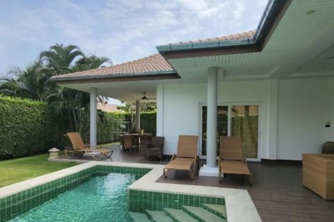 Вилла в Хуа Хине, Таиланд с 3 спальнями  № 144598 - фото 1