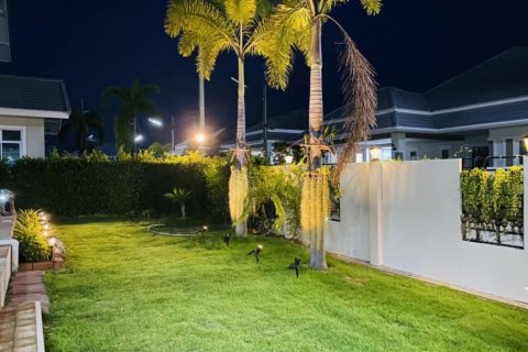 Villa in Hua Hin, Thailand 3 bedrooms № 144600 - photo 7