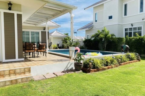 Villa in Hua Hin, Thailand 3 bedrooms № 144600 - photo 4